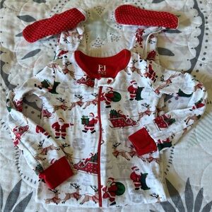 PJ Place Christmas Footie Pajama’s. Size 2T